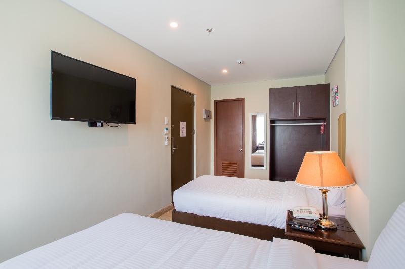 Asrodel Hotel Redpartner Davao City Exteriör bild