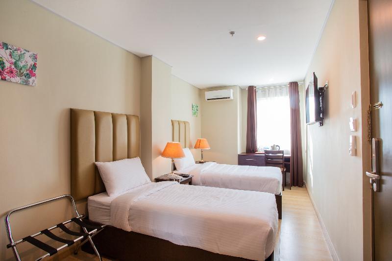 Asrodel Hotel Redpartner Davao City Exteriör bild